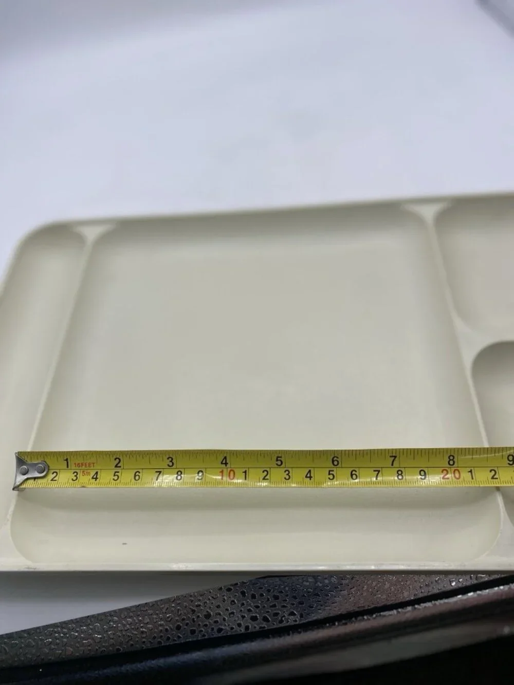 Vintage Tupperware 1 Almond Divided Tray #1535 & 2 Green Dove Square Plates